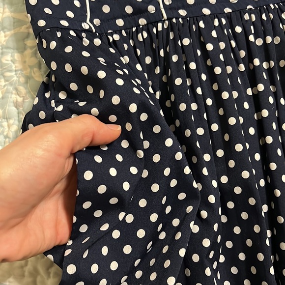 American Rag Navy and white polka dot dress with pockets has pin-up look - Picture 3 of 4